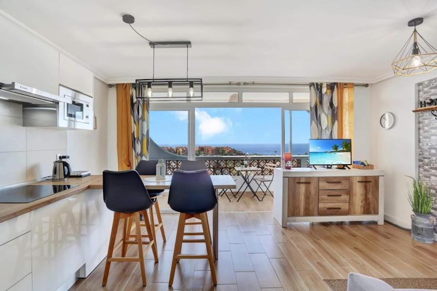 Margherita House Tenerife, Wonderful Ocean View Palm-mar Bagian luar foto